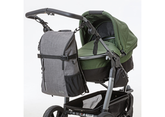 TFK Diaper backpackpověšený na kočárku